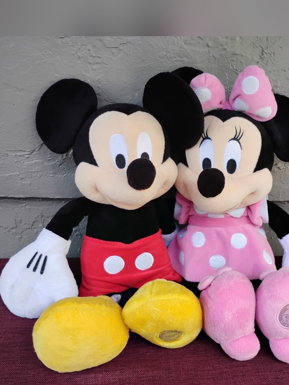 XL 19" Disney Mickey Mouse & Minnie Mouse Plush Stuffed Toy Set Official Seals